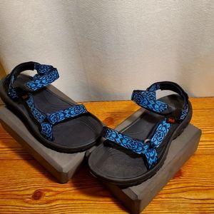 Teva Sandals Size 9